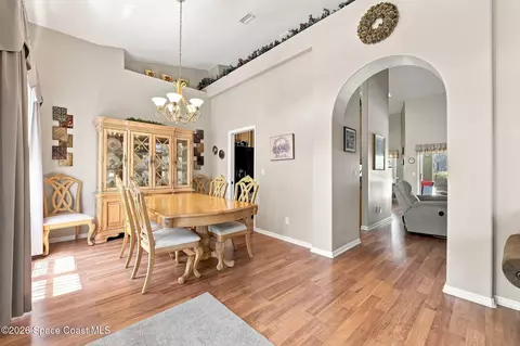 Dining - 720 Spring Oak Dr, Melbourne, FL 32901 photo 1 of 4