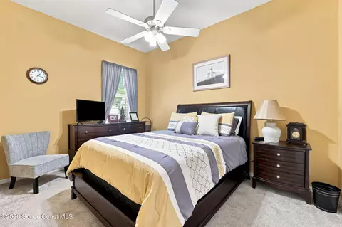 Bedroom - 720 Spring Oak Dr, Melbourne, FL 32901 photo 3 of 8