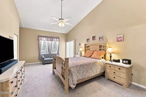 Bedroom - 720 Spring Oak Dr, Melbourne, FL 32901 photo 5 of 8