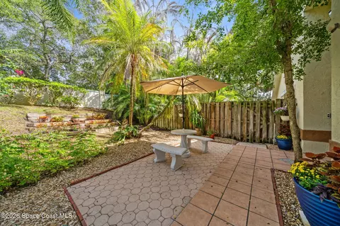 101 Ocean Garden Ln, Cape Canaveral, FL 32920