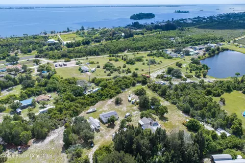 View/Area - 6715 Whispering Pines Ln, Grant, FL 32949 photo 17 of 19