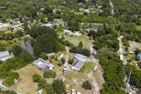View/Area - 6715 Whispering Pines Ln, Grant, FL 32949 photo 18 of 19