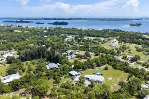View/Area - 6715 Whispering Pines Ln, Grant, FL 32949 photo 10 of 19