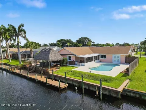 2235 Queen Anne St, Merritt Island, FL 32952