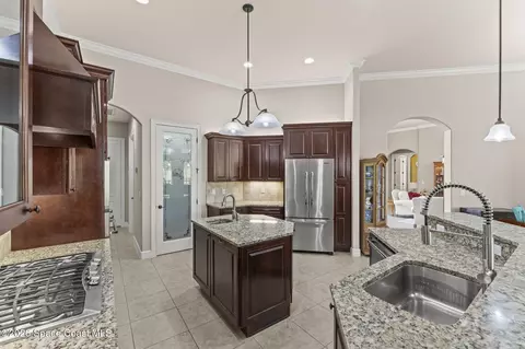 Kitchen - 3350 Thurloe Dr, Rockledge, FL 32955 photo 5 of 6