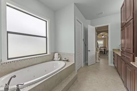 Entry Way - 3350 Thurloe Dr, Rockledge, FL 32955 photo 4 of 6