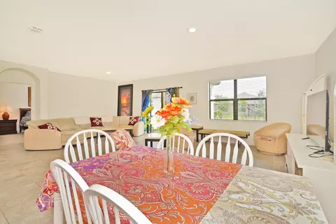 Dining - 372 Catfish Pl, Cocoa, FL 32927 photo 2 of 2
