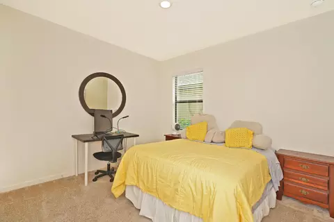 Bedroom - 372 Catfish Pl, Cocoa, FL 32927 photo 4 of 5