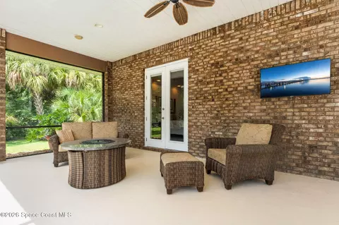 Exterior - 5453 The Willows Dr, Melbourne, FL 32934 photo 9 of 10