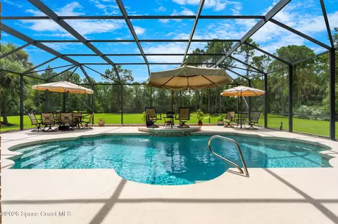 Exterior - 5453 The Willows Dr, Melbourne, FL 32934 photo 1 of 10