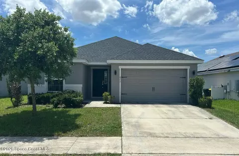 872 Sydney St, Davenport, FL 33837