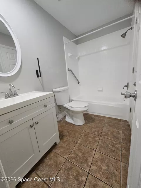 Bath - 2510 King Oak Cir, Saint Cloud, FL 34769 photo 2 of 3