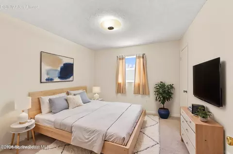 Bedroom - 1861 Dawn Dr, Melbourne, FL 32935 photo 5 of 9