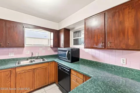 Kitchen - 1861 Dawn Dr, Melbourne, FL 32935 photo 3 of 3