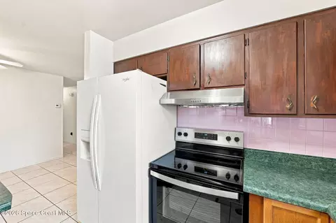 Kitchen - 1861 Dawn Dr, Melbourne, FL 32935 photo 2 of 3
