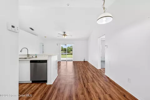 Living - 4111 Bahama Ave, Melbourne, FL 32901 photo 2 of 6