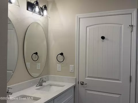 Bath - 2306 Sarno Rd, Melbourne, FL 32935 photo 2 of 4