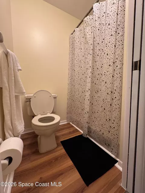Bath - 2885 Regency Dr, Melbourne, FL 32935 photo 3 of 5