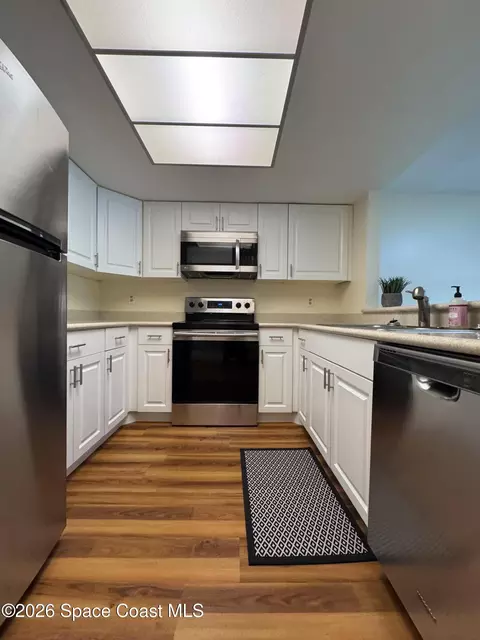 Kitchen - 2885 Regency Dr, Melbourne, FL 32935 photo 1 of 7