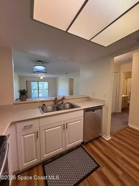 Kitchen - 2885 Regency Dr, Melbourne, FL 32935 photo 6 of 7
