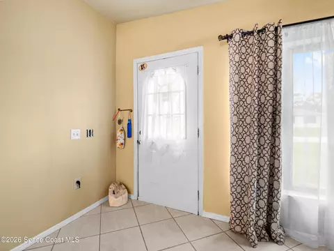 Entry Way - 1209 Vanderbilt Ln, Cocoa, FL 32922 photo 1 of 1