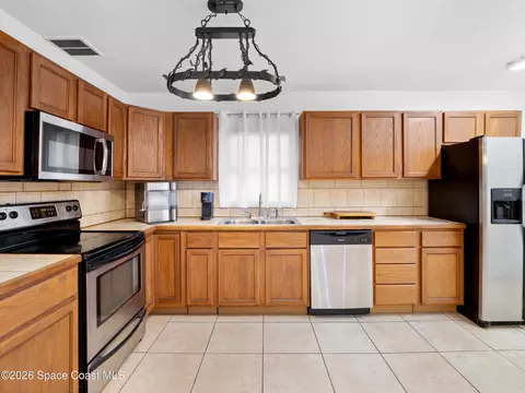 Kitchen - 1209 Vanderbilt Ln, Cocoa, FL 32922 photo 2 of 3