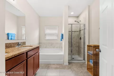 Bath - 3940 Harvest Cir, Rockledge, FL 32955 photo 1 of 3