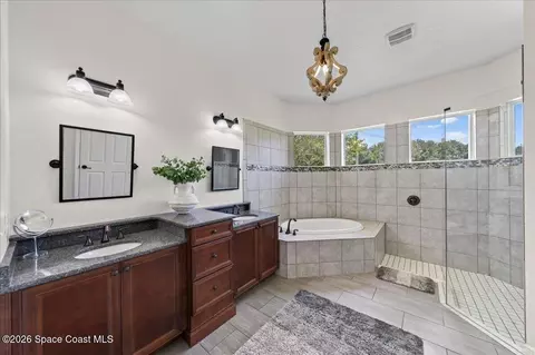 Bath - 2500 Ranch Rd, Melbourne, FL 32904 photo 1 of 7
