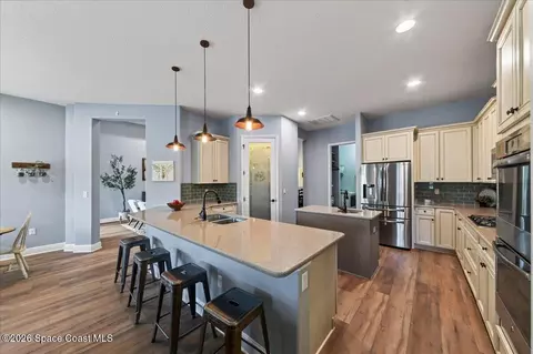 Kitchen - 2500 Ranch Rd, Melbourne, FL 32904 photo 2 of 6