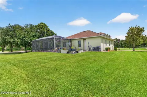 Exterior - 2500 Ranch Rd, Melbourne, FL 32904 photo 13 of 14