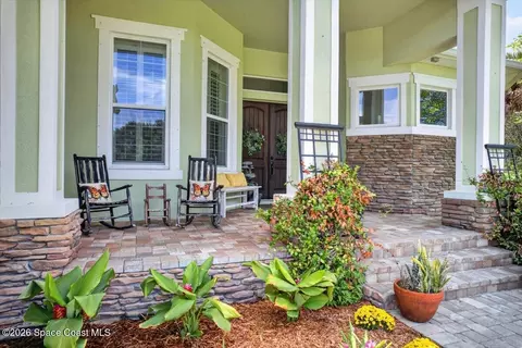 Exterior - 2500 Ranch Rd, Melbourne, FL 32904 photo 4 of 14