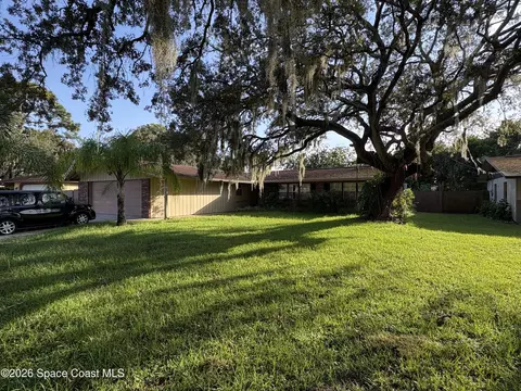 1422 Elm Ter, Titusville, FL 32780