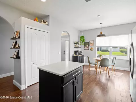 Kitchen - 1401 Bridgeport Cir, Rockledge, FL 32955 photo 2 of 4