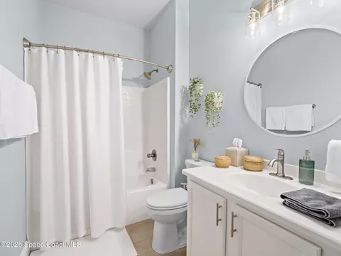 Bath - 1401 Bridgeport Cir, Rockledge, FL 32955 photo 4 of 4