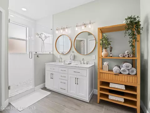 Bath - 1401 Bridgeport Cir, Rockledge, FL 32955 photo 1 of 4