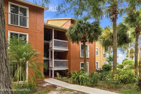 225 S Tropical Trl #616, Merritt Island, FL 32952