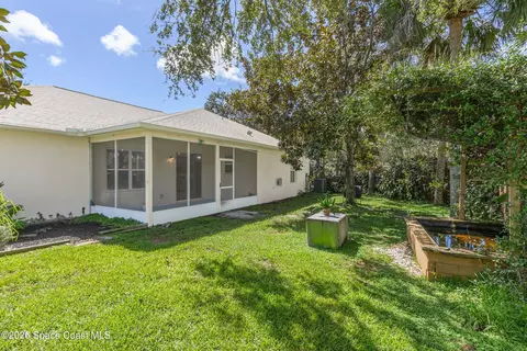 Exterior - 994 Bryce Ln, West Melbourne, FL 32904 photo 4 of 5