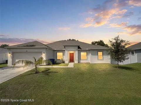 1717 Dalroy St NW, Palm Bay, FL 32907