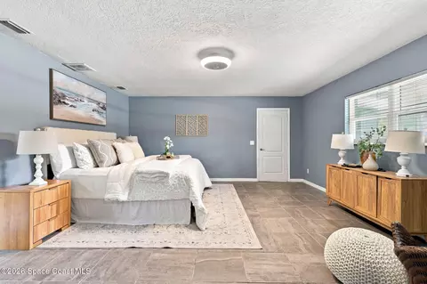 Bedroom - 5161 Palm Ave, Cocoa, FL 32926 photo 2 of 4