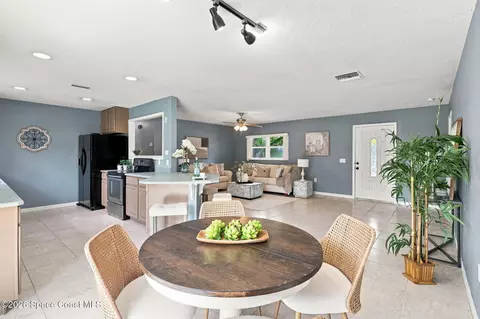 Dining - 5161 Palm Ave, Cocoa, FL 32926 photo 1 of 2