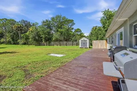 Exterior - 5161 Palm Ave, Cocoa, FL 32926 photo 2 of 4