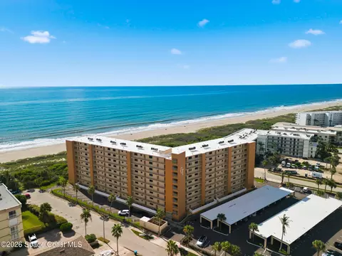 7520 Ridgewood Ave #805, Cape Canaveral, FL 32920