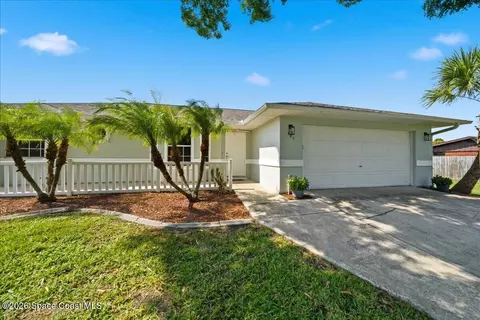 485 Hibiscus Blvd, Merritt Island, FL 32952