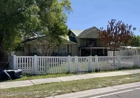 803 E Alabama St, Plant City, FL 33563
