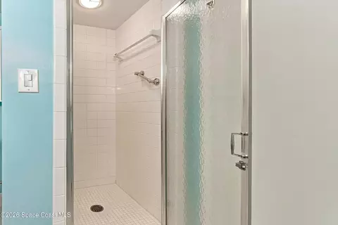 Bath - 1025 Rockledge Dr #401A, Rockledge, FL 32955 photo 3 of 3