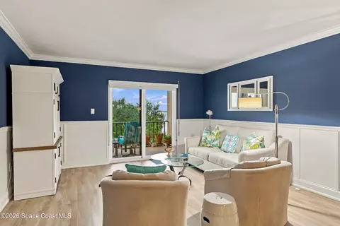 Living - 1025 Rockledge Dr #401A, Rockledge, FL 32955 photo 2 of 4