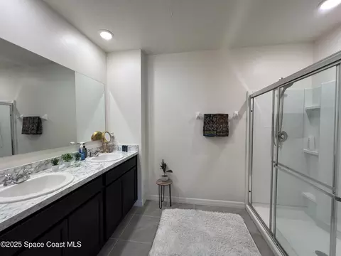 Bath - 976 Trinity St, Rockledge, FL 32955 photo 6 of 8