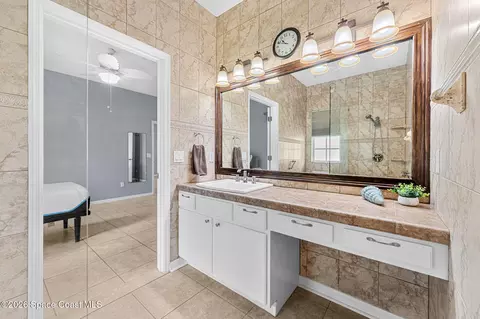 Bath - 1065 S Fork Cir, Melbourne, FL 32901 photo 2 of 3