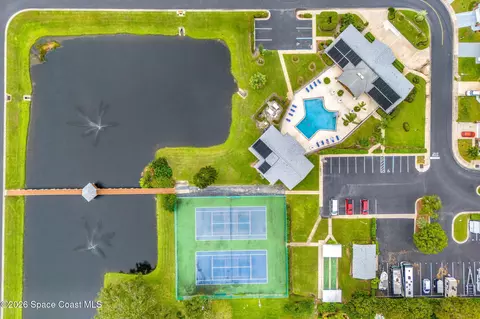 View/Area - 1065 S Fork Cir, Melbourne, FL 32901 photo 12 of 15
