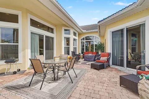 Exterior - 3020 Refuge Ct, Melbourne, FL 32940 photo 3 of 5